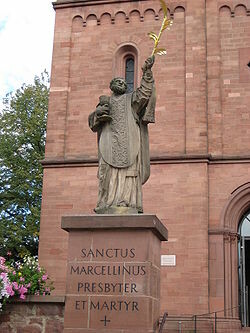 Picture of a statue of st marcellinus